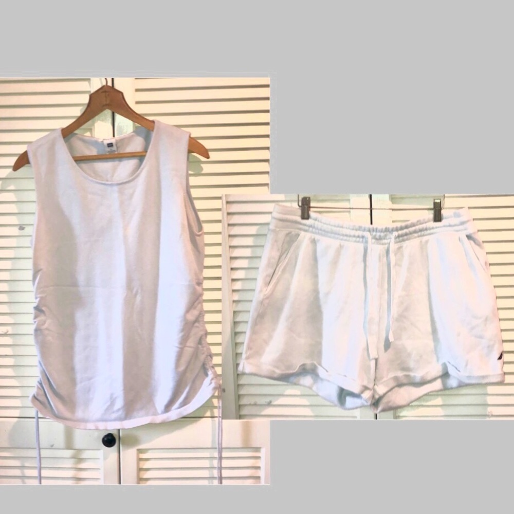 Nautica shorts Gap sleeveless cinched blouse both baby blue and both XL